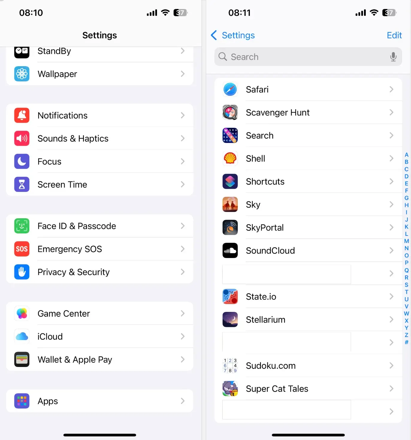 iPhone settings displaying installed apps